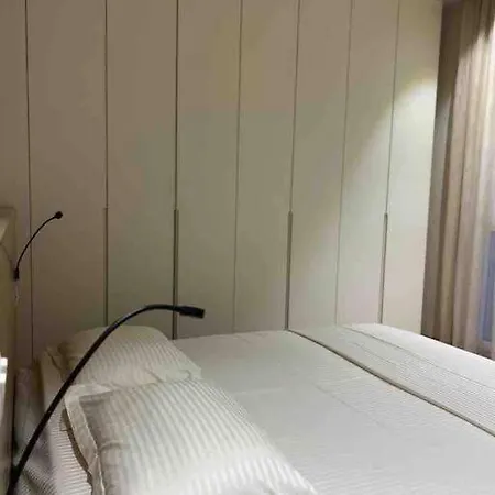 Modern Flat Near The Lake And Blloku Tirana
